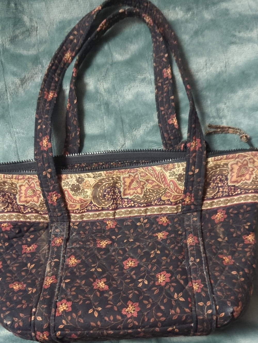 23-Vera Bradley. Quilted Floral Tote Bag in Navy and Burgundy. Pre-loved